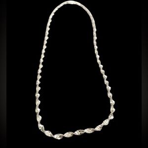 925 Italy Sterling Silver Twisted Herringbone Ribbon Necklace 18”